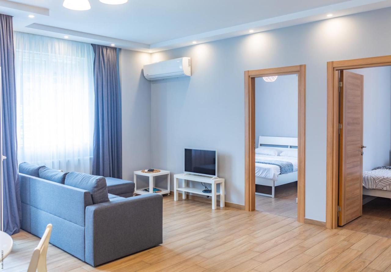 Apartment By The Sheraton 바투미 외부 사진